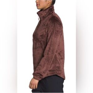 North face Maroon purple Osito fleece quarter Zip.